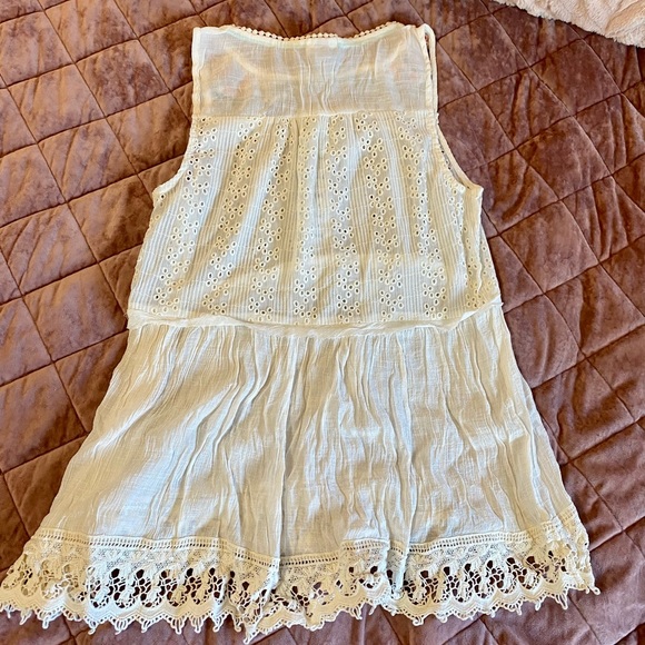 Knox Rose Tunic Top - Picture 2 of 6